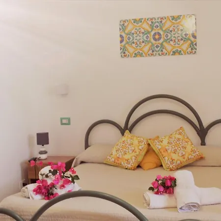 Bed & Breakfast Casa Papiro 3*