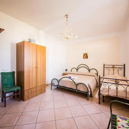 Bed & Breakfast Casa Papiro 3*