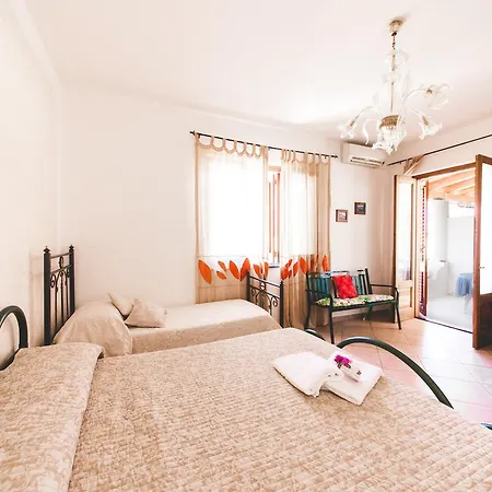 Bed & Breakfast Casa Papiro 3*