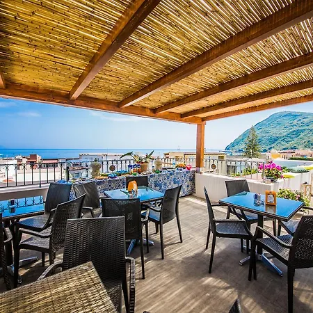 Casa Papiro Bed & Breakfast 3*