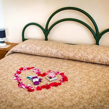 Casa Papiro 4* リーパリ