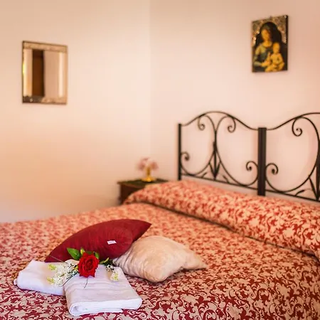 Casa Papiro Bed & Breakfast 3*