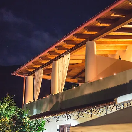 Casa Papiro Bed & Breakfast 4*