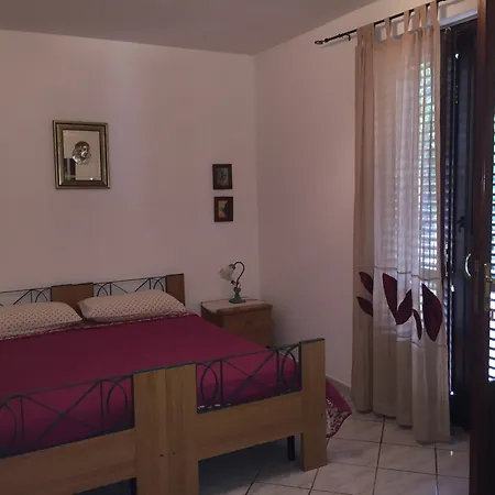 Casa Papiro 4*